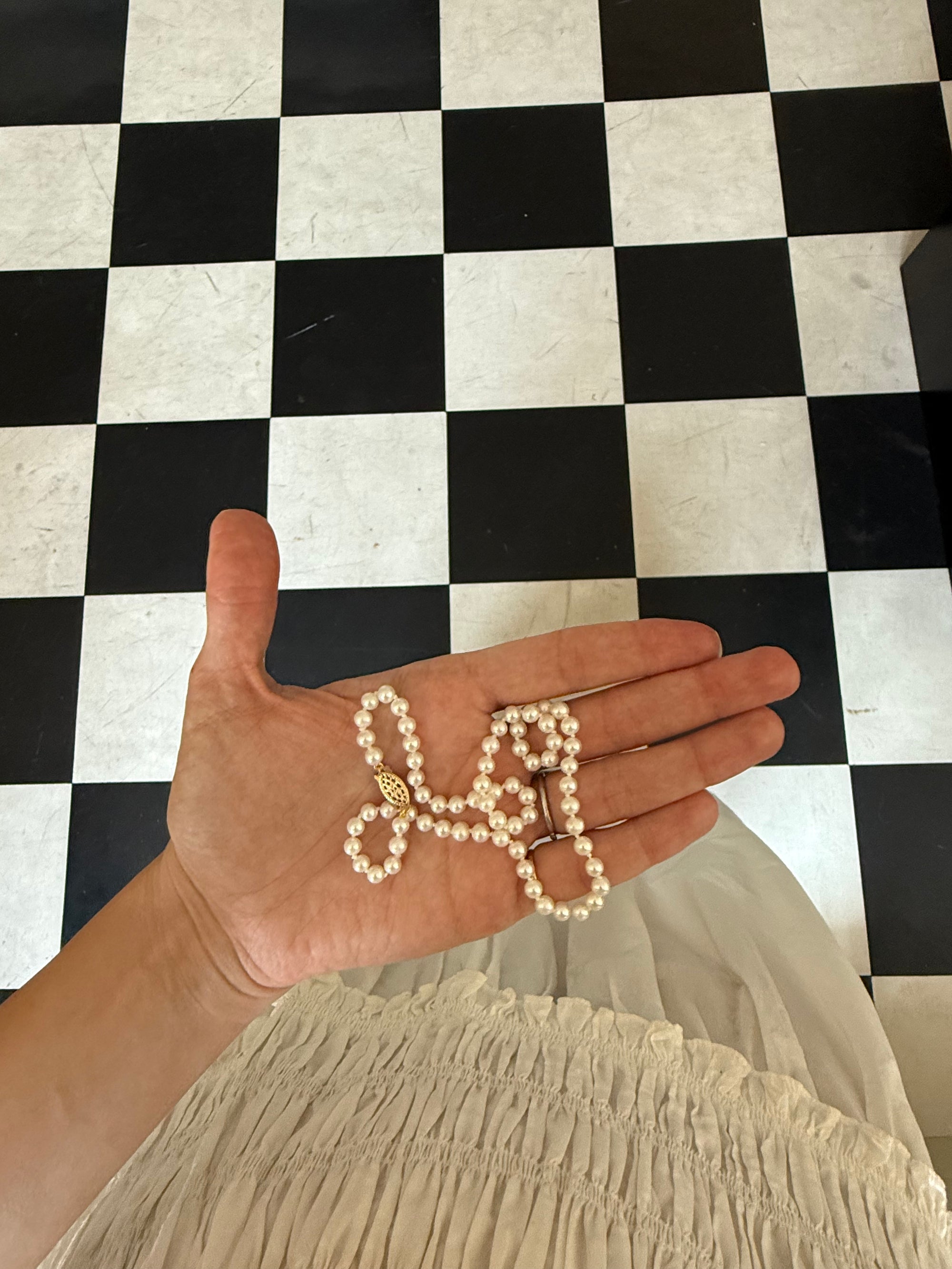 RR pearl necklace - dainty